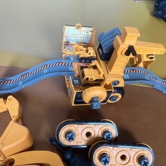 建設トラックの画像