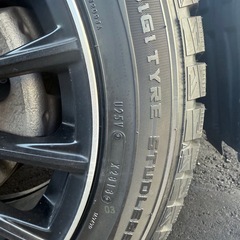 ダンロップ　スタッドレスタイヤ235/50R18　　　の画像