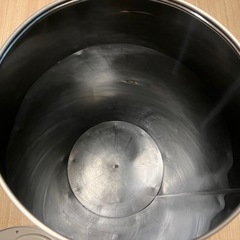 ZitA 自動ゴミ箱の画像