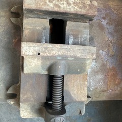 万力(バイス)の画像