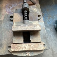 万力(バイス)の画像