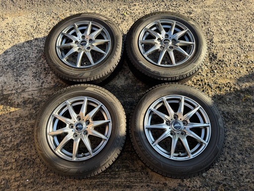 ☆値下げ交渉可能☆ 15インチ  スタッドレスタイヤ ホイール付き 4本セット