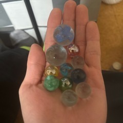 ビー球とかおはじきの画像