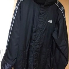 adidas ベンチコート Sサイズの画像