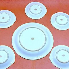 白＋金縁＋箱 リッチフィールド 食器セット お上品大皿 小皿5枚 計6点セット 和洋折衷 デザイン食器 ホワイト ゴールド 日本製 たち吉系の画像