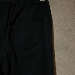 GU スキニーパンツ 黒の画像