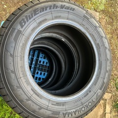 ヨコハマBluEarth-Van ブルーアースVan 195/80R15の画像