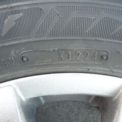 【中古】2024年製 155/65/R14 ダイハツ タント L375S スタッドレスタイヤ スタッドレス ホイール付 4本セット 軽自動車 グッドイヤー アイスナビの画像