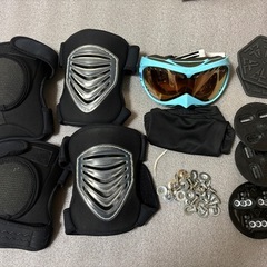 スノーボード　板　ゴーグルなど小物一式の画像