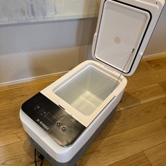 冷蔵庫ミニ　ポータブルの画像