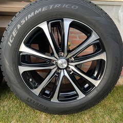 スタッドレスタイヤホイルセットの画像