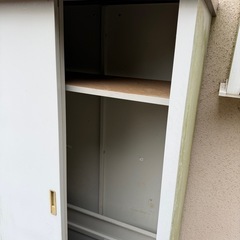 庭先の倉庫の画像