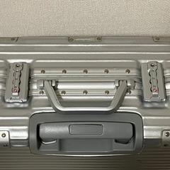 【※傷あり※】キャリーケース 小型 シルバーの画像