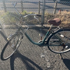 自転車　ママチャリの画像