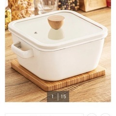 現行　ニトリ　スクエア型鍋の画像