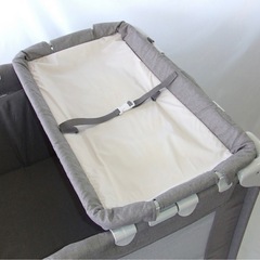 ベビーベッド／プレイヤードの画像