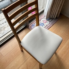 ダイニングチェア　2脚
の画像