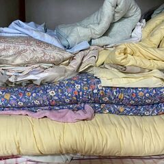 布団大量の画像