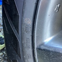 225/65R17 PIRELLI スタッドレスタイヤ4本の画像