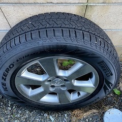 225/65R17 PIRELLI スタッドレスタイヤ4本の画像
