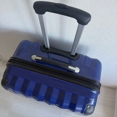 スーツケースLサイズ 中古 ネイビー 鍵付きの画像