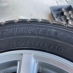 ［中古］スタッドレスタイヤ/冬用タイヤホイール付き4本セット:サイズ155/65R13 73Qの画像