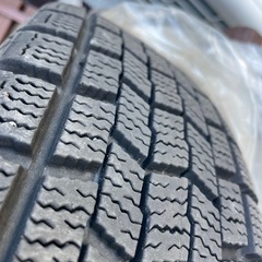 ［中古］スタッドレスタイヤ/冬用タイヤホイール付き4本セット:サイズ155/65R13 73Qの画像