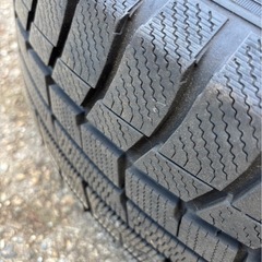 ホイル付きスタッドレスタイヤ　215 65 16 4本の画像