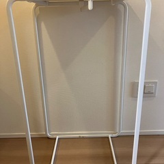 【お譲りします】IKEA ALGOT ハンガーパイプ付きラックの画像