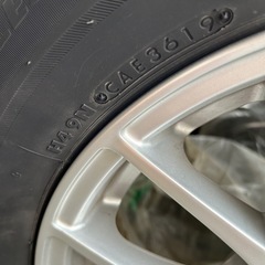 スタッドレスタイヤ ブリザックVRX2の画像