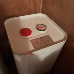 トヨトミFF石油ストーブ2015年製　中古品　90ℓタンクセットの画像