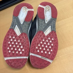 アシックス　男の子　スニーカー22.5cm　　の画像