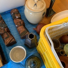無料　陶器　置物　手彫り置物　壺　花瓶　湯呑み　まとめての画像