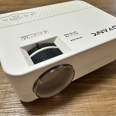 POYANK TP-01 WiFiモデル プロジェクターの画像