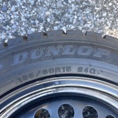 【バリ山】2024年　DUNLOP WINTER MAXX WM02 185/60R15 の画像