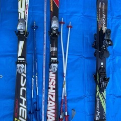 『お渡しする方決定しました』スキー、スキー靴、ストックの画像