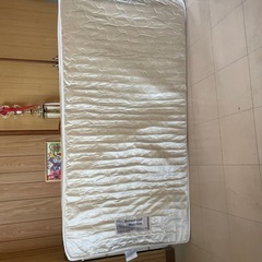 シングルベッドの画像