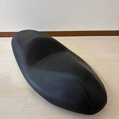 マジェスティs 純正シート
の画像