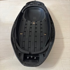 マジェスティs 純正シート
の画像