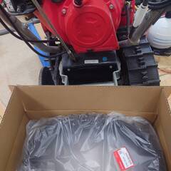 ホンダ除雪機　HS80js　セル付き　クローラー新品　重整備済みの画像