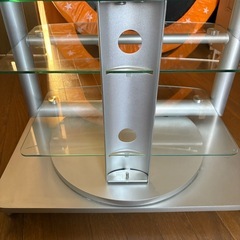 ガラステレビ台　回転できてキャスター付きです。の画像