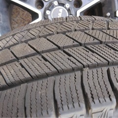 NV350 E26 キャラバン　スタッドレスホイールセット　　215/70R15の画像