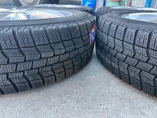 取り引き中　軽自動車　スタッドレス　14インチ