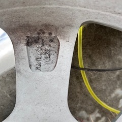 【引渡決まりました】16インチアルミ 4本セット　タイヤは溝無し　スタッドレス用の画像