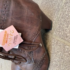 新品ブーツの画像