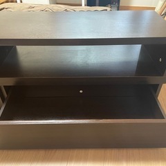 幅の長さ調整可能　テレビ台の画像