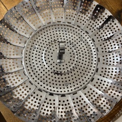 日本製フリーサイズ蒸し器　栗原はるみの画像