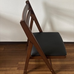 折りたたみチェアの画像