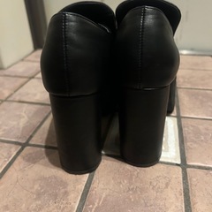 厚底パンプスの画像