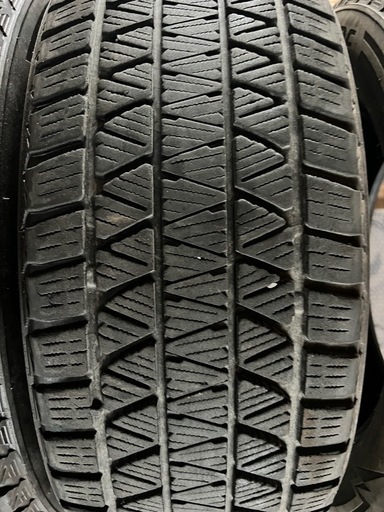 225/60R17ブリヂストンスタッドレス4本DMV3アルファードヴェルファイア